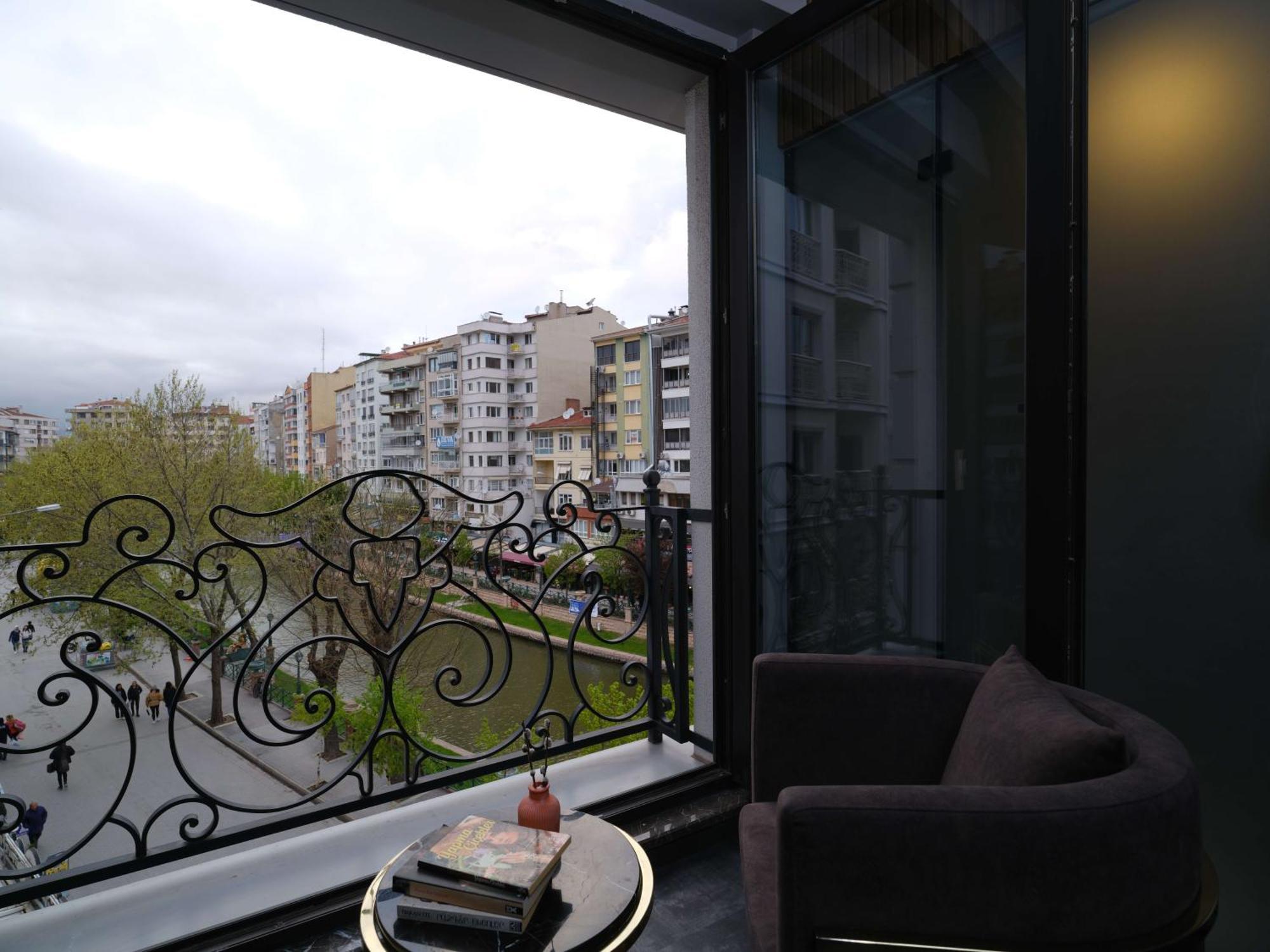 Sennacity Hotel Eskişehir Zewnętrze zdjęcie